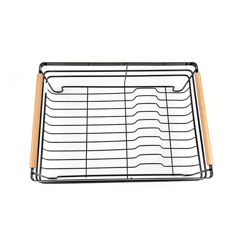 Raca Triomú Mias Miotail le Láimhseálann Adhmaid