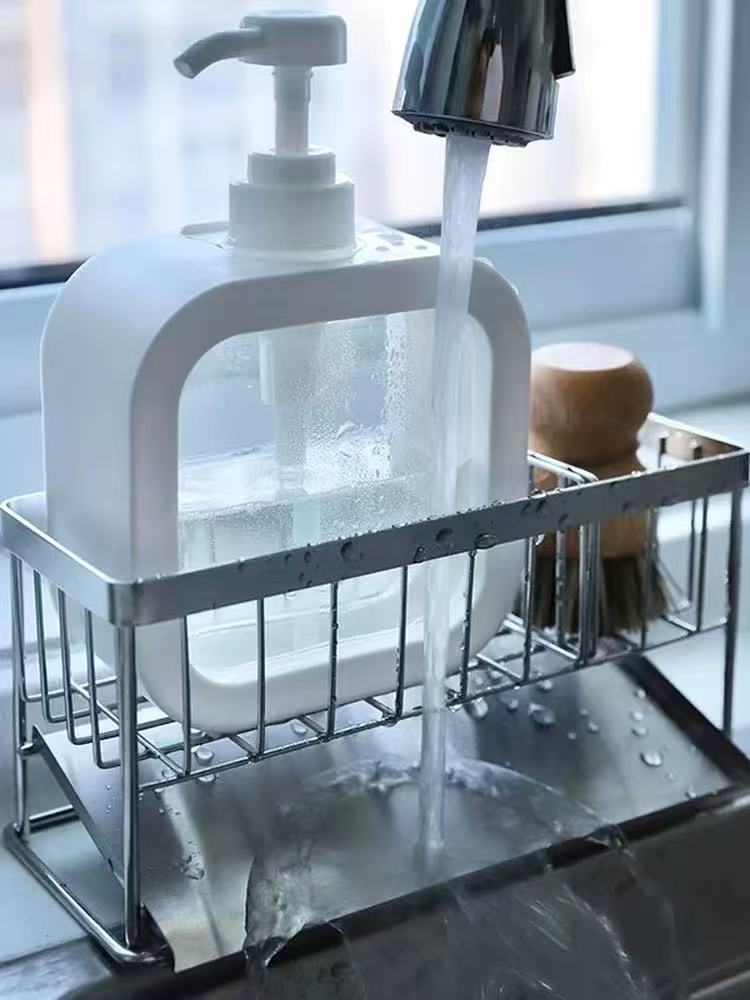 Conas a chuireann Racaí Stórála Miotail Feistithe le Balla le Réitigh Spáis?